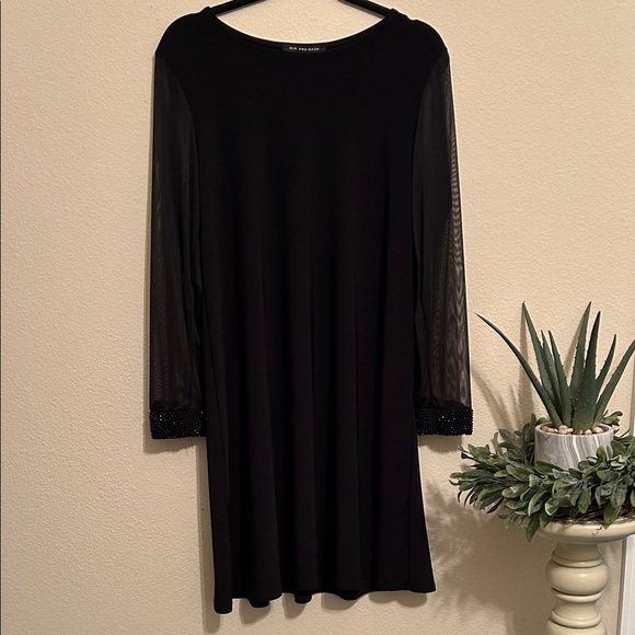 Nik And Nash Dresses & Skirts - Nik and Nash Chic Black Long Sleeve Dress with Sheer Sleeves